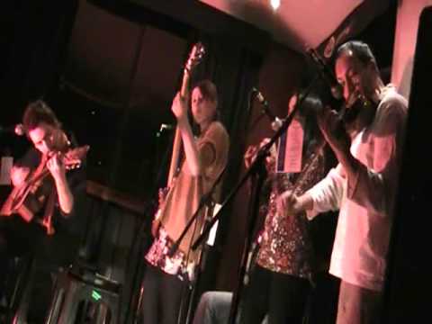 Keltoiband Música Celta - Mountain Road/Drowsy Maggie/High Reel