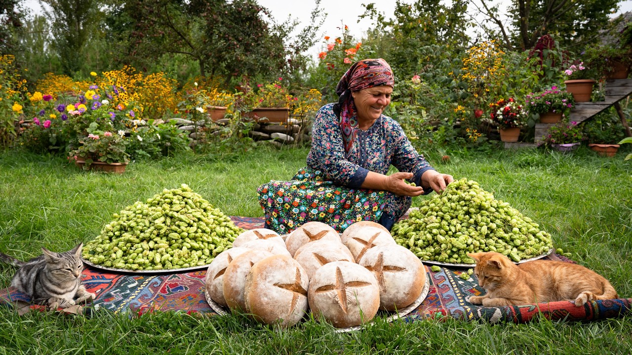 Baking Bread with Natural Hop Yeast — Traditional Recipe 🍞🌿