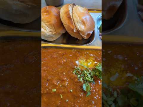 An American Dad trying INDIAN STREET FOOD in LONDON! 🇮🇳🇬🇧🤤😋