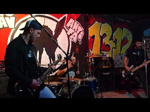 Meatball Explosion - Inglorious Bastard (live @ Libera Comunanza Occupata)