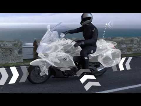 How does the BMW Intelligent Emergency Call work on motorcycles