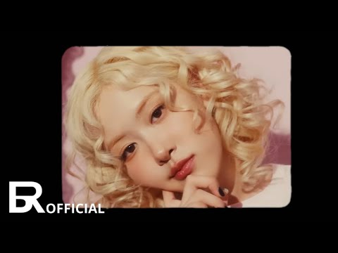 ROS&Eacute; - new trick (Music Video)