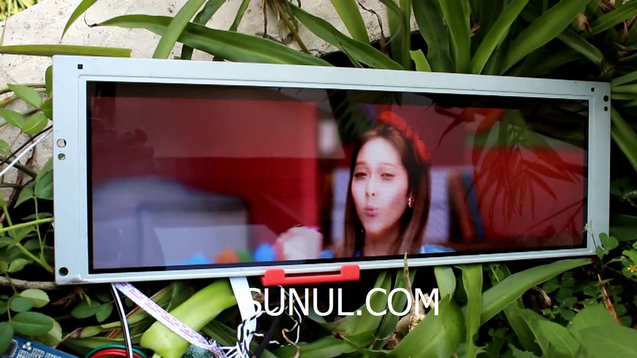 stretched lcd display , resizing lcd resize monitor  resize lcd high bright monitor