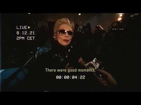 Balenciaga FW22: Isabelle Huppert