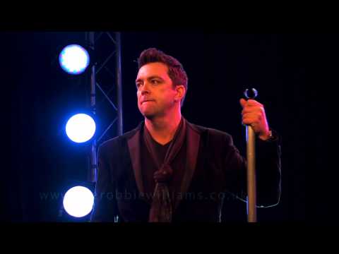 Robbie Williams Tribute Act Paul Reason