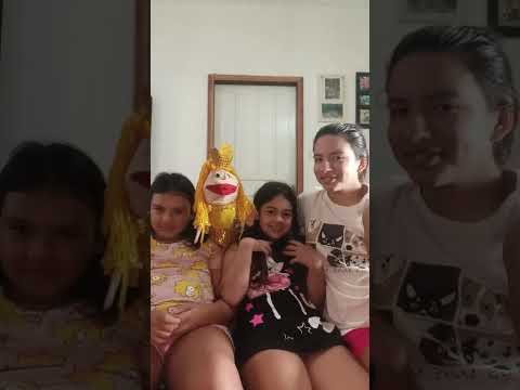 After some time... Penelope is back with news and gossip about the girls!