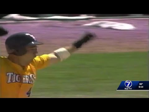 Louisiana State hero Warren Morris reflects on game-winning home run that electrified College Wor...