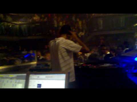 Mor Avrahami Ft. Chen - Up & Down @ Forum 8th January