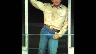 George Strait - That's Where My Baby Feels At Home