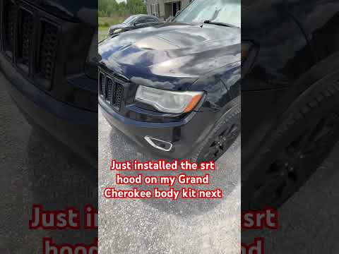 Just installed srt hood on my jeep grand Cherokee 😮‍💨