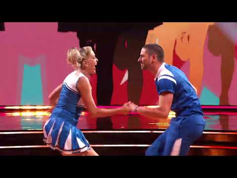Elaine Hendrix’s One-Hit Wonders Night Jive | Dancing with the Stars
