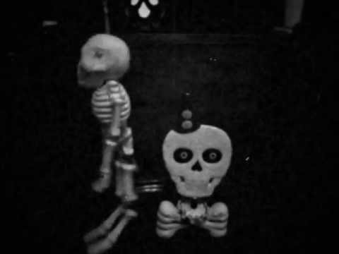 dawn~to~dark days of a creepingelm hallowe'en: bogey wail