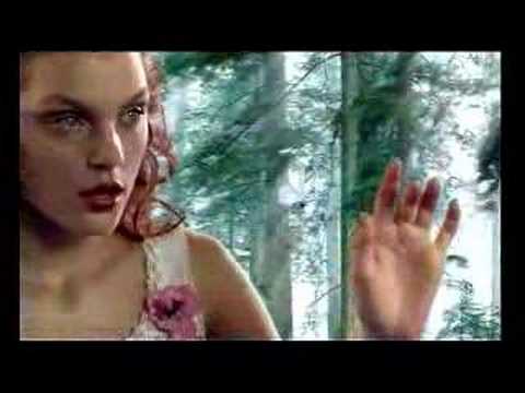 Funny video commercials - Anna Sui Perfume Ad 