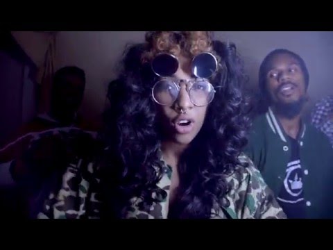 Glow -  That Moment Feat. Geno