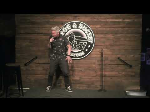 Phil Walker   Frog & Bucket