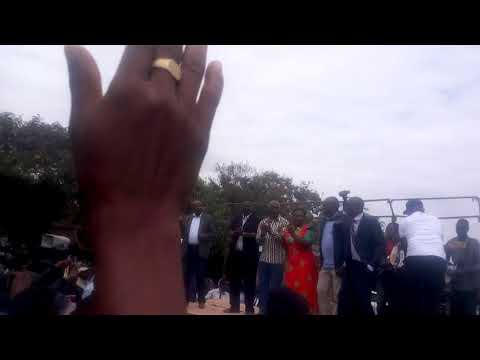 Kinyambu performing to Governor kibwana 1