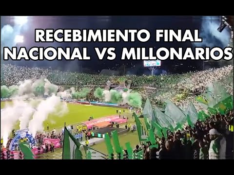 "MONUMENTAL Recibimiento hinchada Nacional Vs Millonarios Final Copa BetPlay 2023, Atanasio Girardot" Barra: Los del Sur • Club: Atlético Nacional