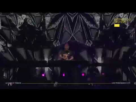 Armin van Buuren ft. Candace Sosa - Runaway (Live @ A State of Trance México 2019)