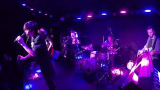 SIX YEARS OF BODYS | CAR SEAT HEADREST