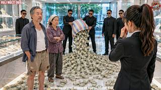 Dos Ancianos Campesinos Entran Con Un Saco De Basura A Comprar Oro;Dentro Había Millones En Efectivo
