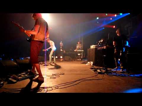 AKS ft. Selah Sue - Choke live @ Dour