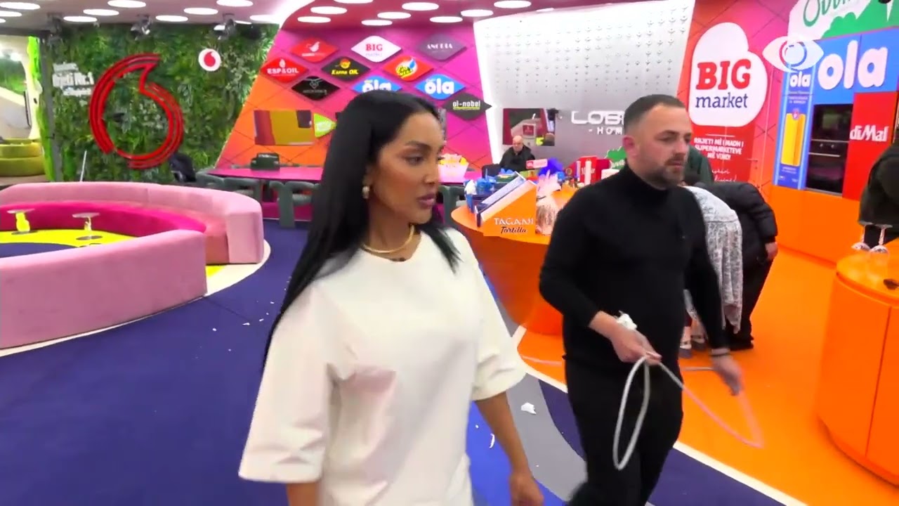 “Nuk e ndihmon dot larushen tënde?”/ Seno-Armelës për Keijsin: Është dembel…