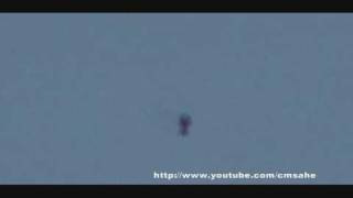 preview picture of video 'UFO Flying humanoid over Tlalnepantla, Mexico City, Dec 27th 2008'