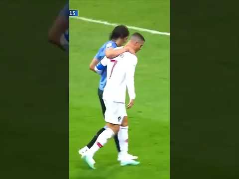Respect between Ronaldo and Cavani 😢 