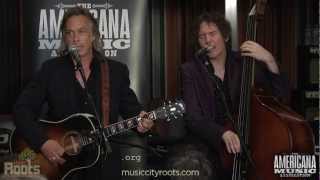 &quot;White Dove&quot; Jim Lauderdale &amp; Levon Helm at 2011 Americana Awards Nominee Event