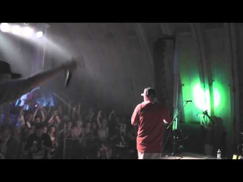 TE-TRIS W.E.N.A. DJ TORT QCIEK@BACKSPIN HANGAR HIPHOPKEMP 2011 PART 1/3 (LOW AUDIO QUALITY)