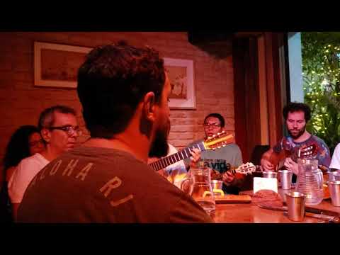 Leandro Diaz do Galocantô no Samba da Gávea em Pão que alimenta de Binho Sá, E. Côrtes e W. Cardeal