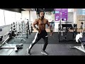 Men's physique posing