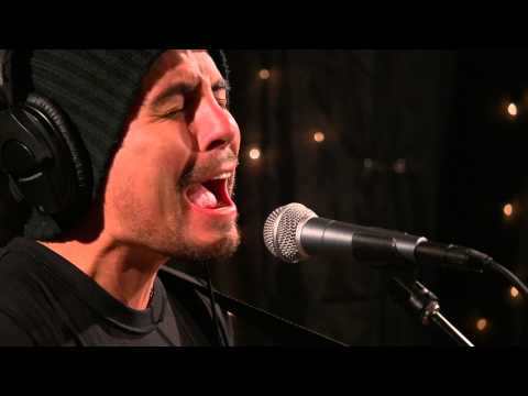 Low Roar - Easy Way Out (Live on KEXP)