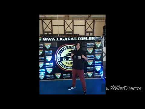 Luta do Samuel / luta de Muaythai na cidade de igrejinha / Oktoberfest.  (Samuel equipe #tff de Rg)