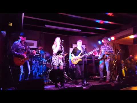 Drop it! Coverband - Sass Jordan - Make you a believer @ Heezen Steenderen
