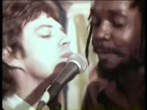 Peter Tosh & Mick Jagger - Don't Look Back