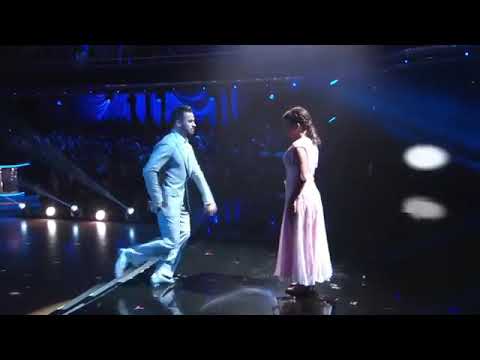 Danelle Umstead & Artem Chigvintsev- Foxtrot (Week 1, Night 1)