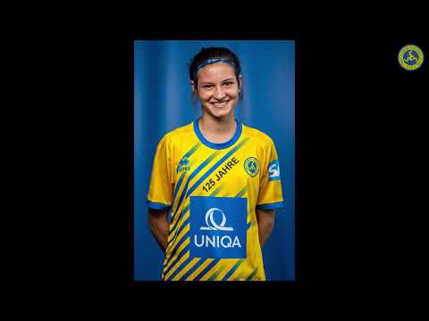 First Vienna Frauenmanschaftsfoto - Behind the Scenes