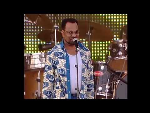 16- Festival da paz Angola faz - Bonga - part 02