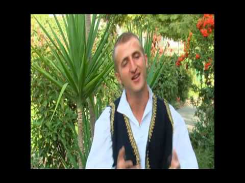 marjus ahmetaj vasheza qe shkon ne stane