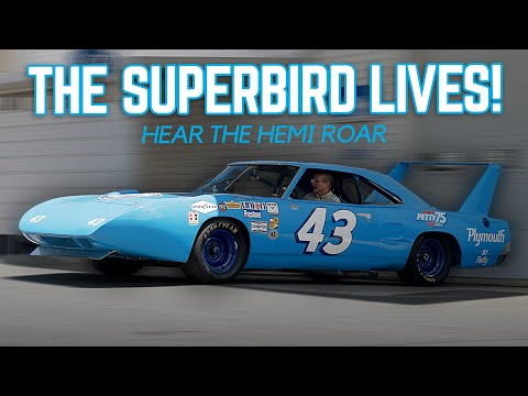 Hear Richard Petty’s 1970 Superbird Roar Back to Life with Kyle Petty Behind the Wheel! (4K)