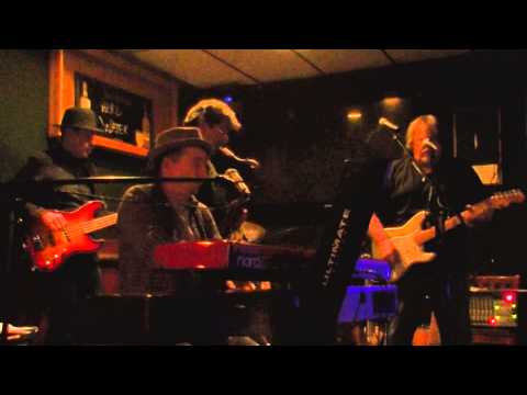 FRANK CHRISTOPHER with BOOTLEG JANE @ The Drifters in Canyon Country CA. 12-27-14