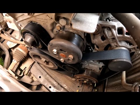 Renault Clio 4 :  Alternator Belt and tensionor replacement    0.9 TCE 90 HP