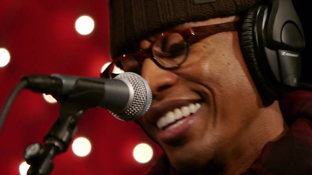 Raphael Saadiq - Stone Rollin' (Live on KEXP) - YouTube