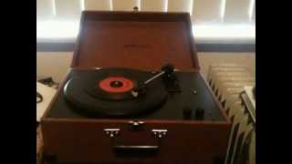 Crosley Keepsake