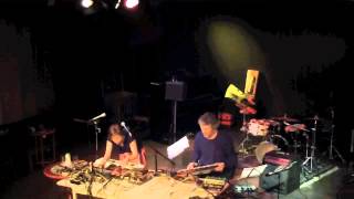 Jozef Dumoulin & Lynn Cassiers live at Zaal 100