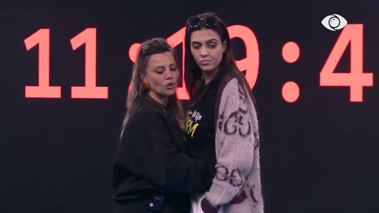 “Jam larë nga pështymat e tua”/ Vijon debati mes Gertës dhe Eglit: Je super mashtruese