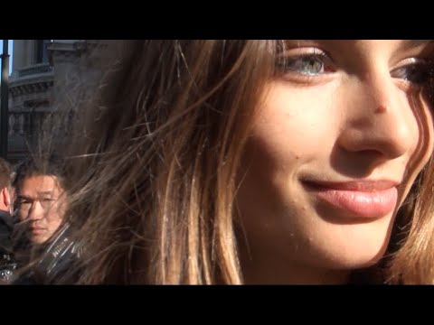 Fashion Week Paris 2020-2021 LA CONGA