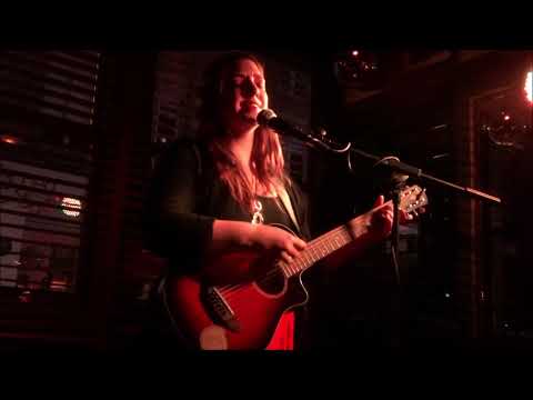 Daisy Chute - London's On Fire @ The Sun & Thirteen Cantons, London 14/04/19