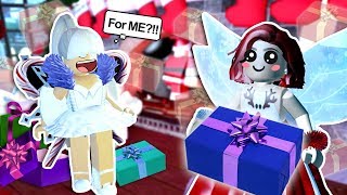 Bbpaws Roblox With Friends Free Video Search Site Findclip - i spent a ton of diamonds buying presents for my best friend roblox royale
